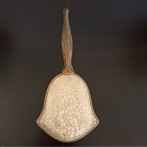 Vintage Lace Back Hand Mirror Brass French Boudoir Vanity Mirror Art Deco 13” - Picture 8 of 8